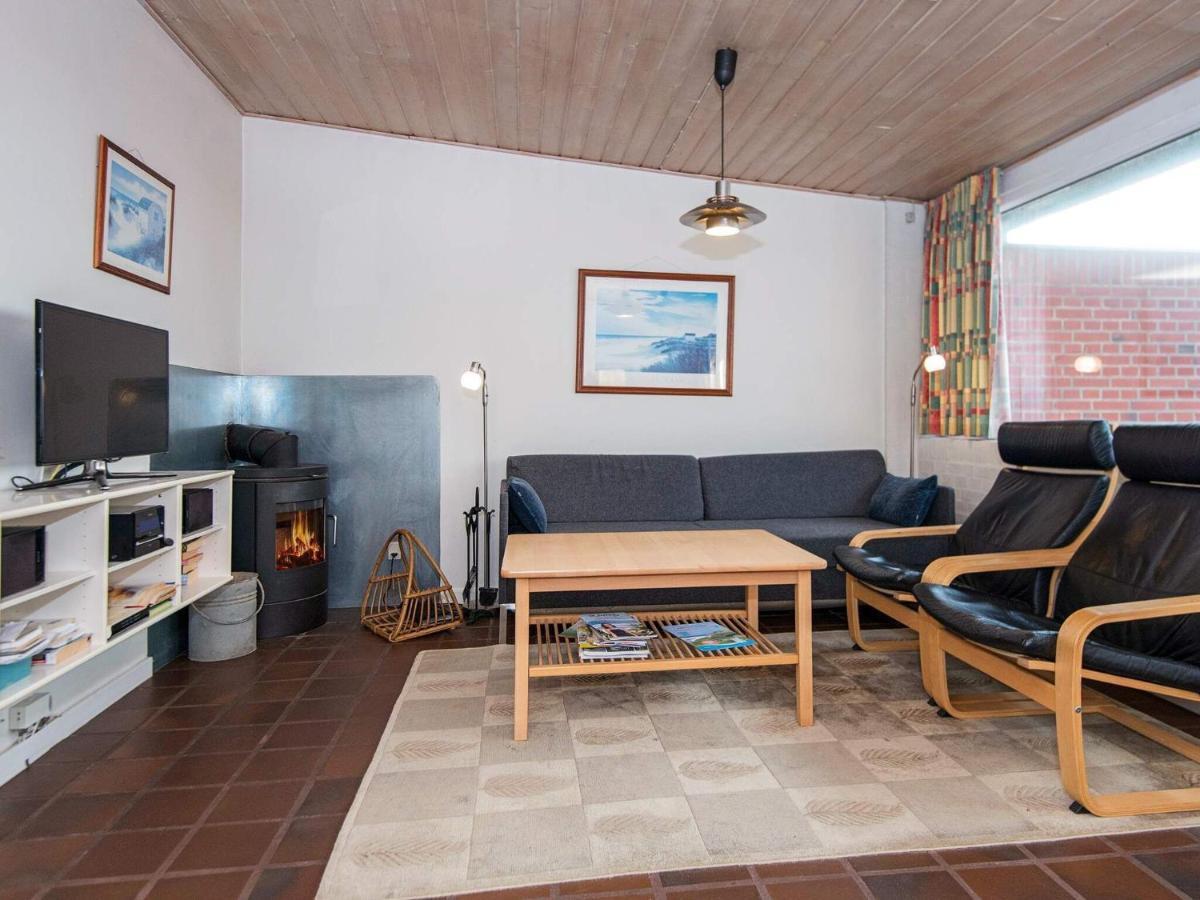 6 Person Holiday Home In Henne Henne Strand Esterno foto