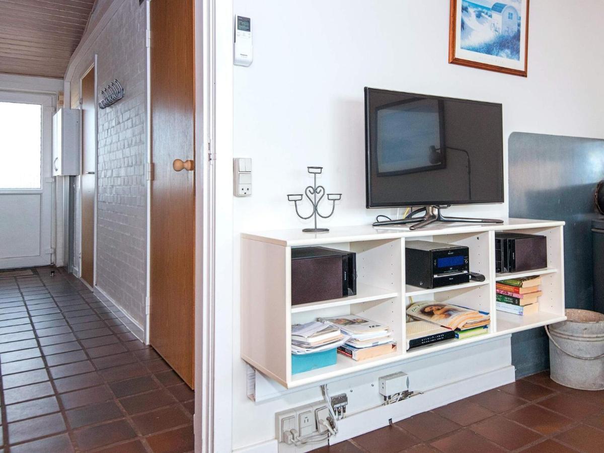6 Person Holiday Home In Henne Henne Strand Esterno foto
