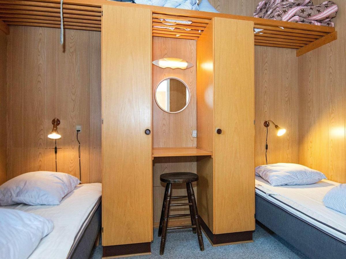 6 Person Holiday Home In Henne Henne Strand Esterno foto